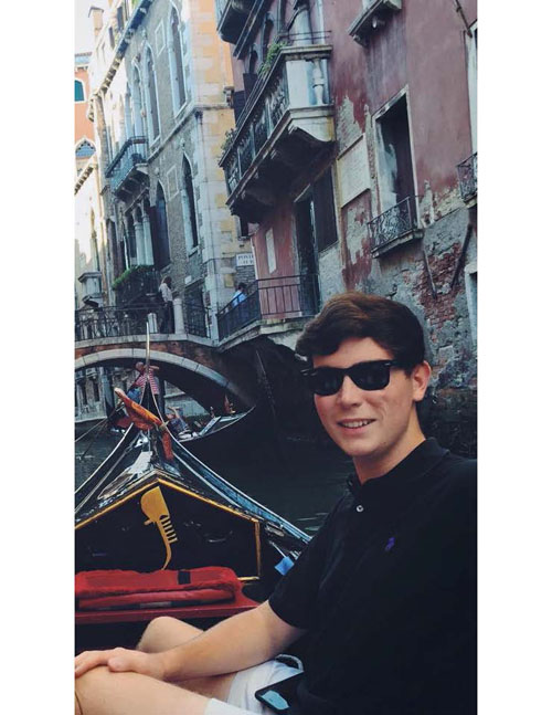 Auburn student in gondola in Venice